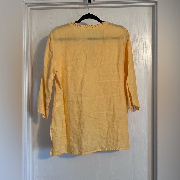 Eileen Fisher | Yellow Tunic with Embellished Neckline | Size Medium - Picture 4 of 4